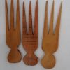 Version 1.0.0 Brown Wooden Cutting Comb